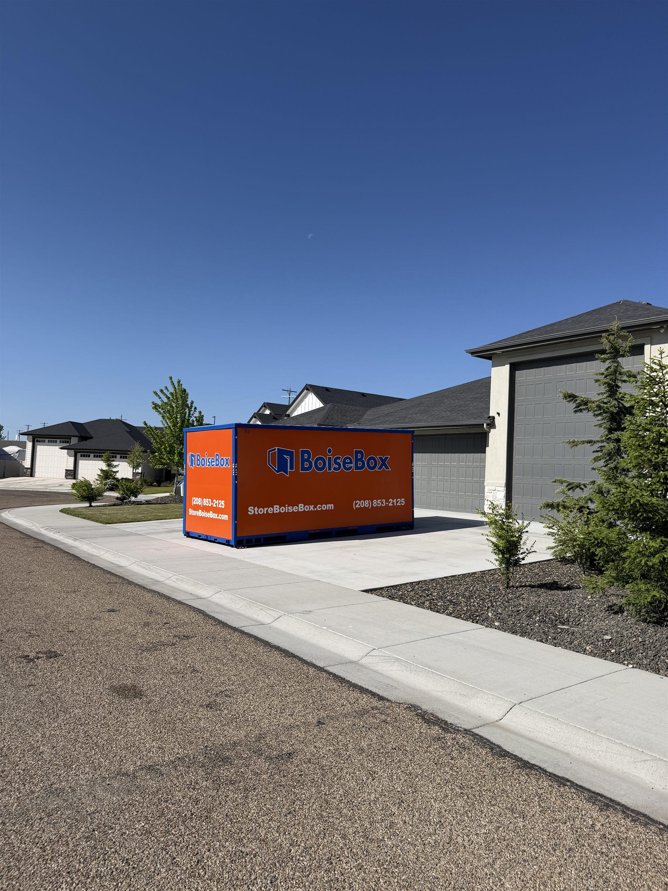 Medium Box BoiseBox portable storage container
